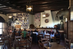 11-comida-en-el-portalon