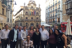 18. En el ayuntamiento