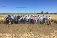 55. Foto con responsables de Cocereales