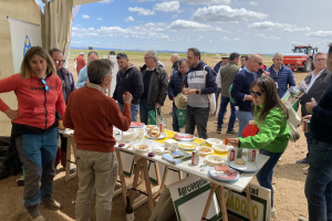 11.-Asistentes-a-Jornada-Red-Arax