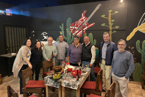 17.-En-cantina-mejicana