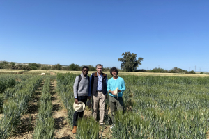 14.-Visita-de-Julio-Isidro-y-colaborador