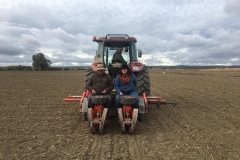 28. Sembrando ensayos de habas