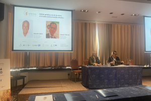 31.-Charla-de-Antoio-Caton-y-Antonio-Villaroel