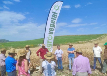 10.-Antonio-explicacando-nuestras-variedades